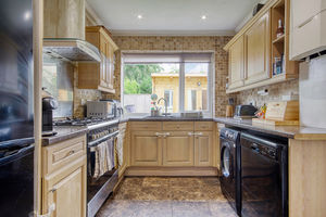 Kitchen- click for photo gallery
